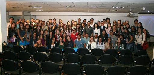 b.600.250.14.0...images.stories.download.fotos.9jul13-OrientacoesBolsistasCsF_4361