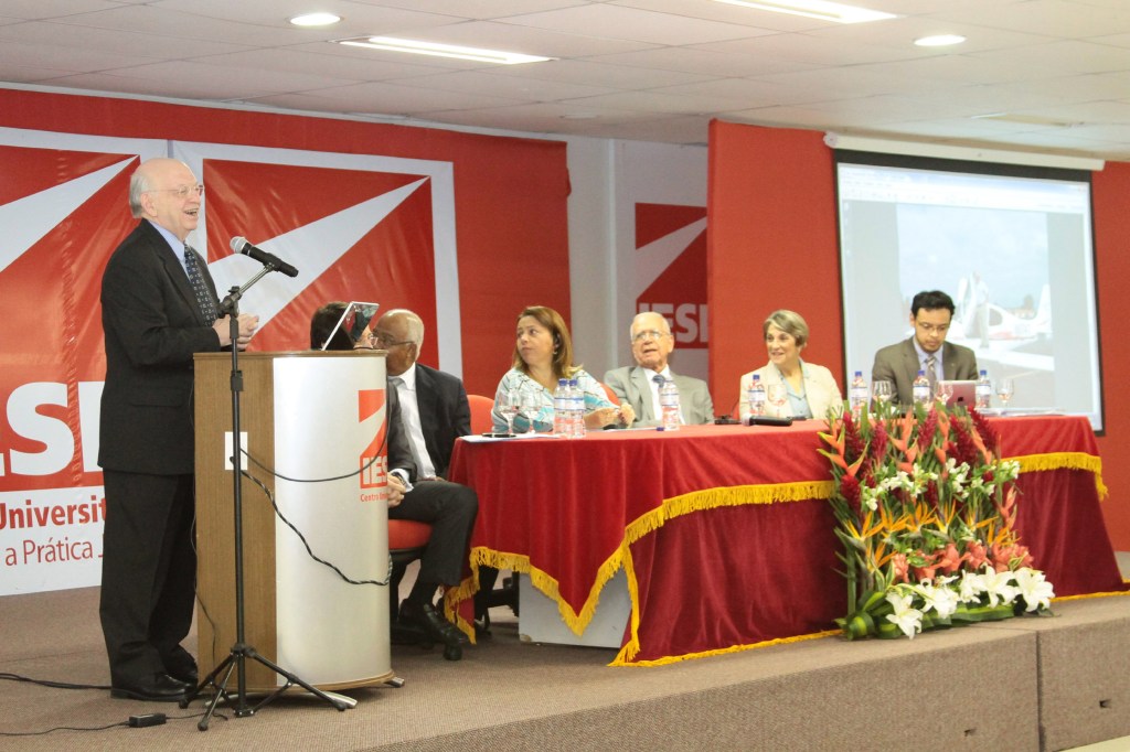 Palestra do professor William Fox - IESB