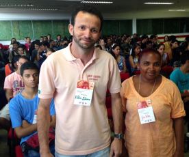 Os alunos Fábio Júnior e Joelda Silva 