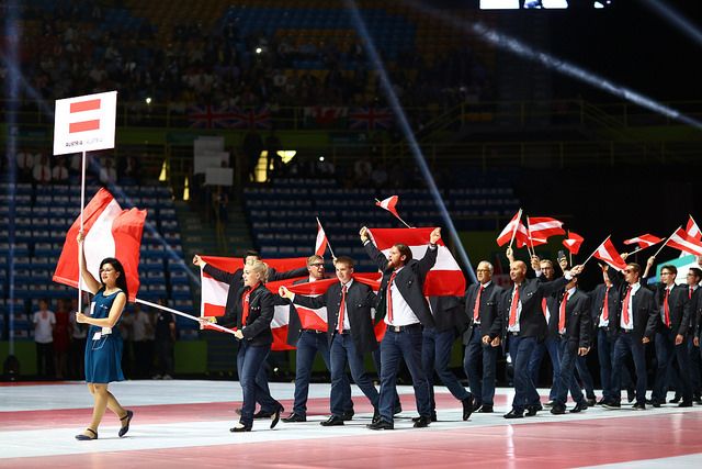 20503851935_f8cdc46fd9_z